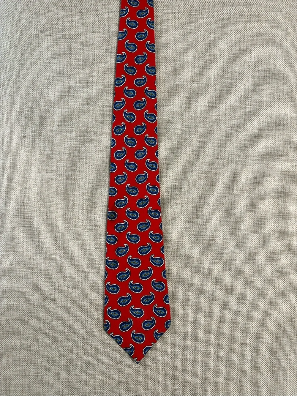 Turnbull & Asser London 100% Silk Red Paisley Tie Made in England 3.75”